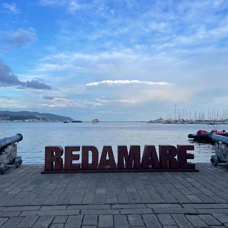 Appartamento Con Parcheggio Vicino Alla Stazione E Centro La Spezia Exterior foto