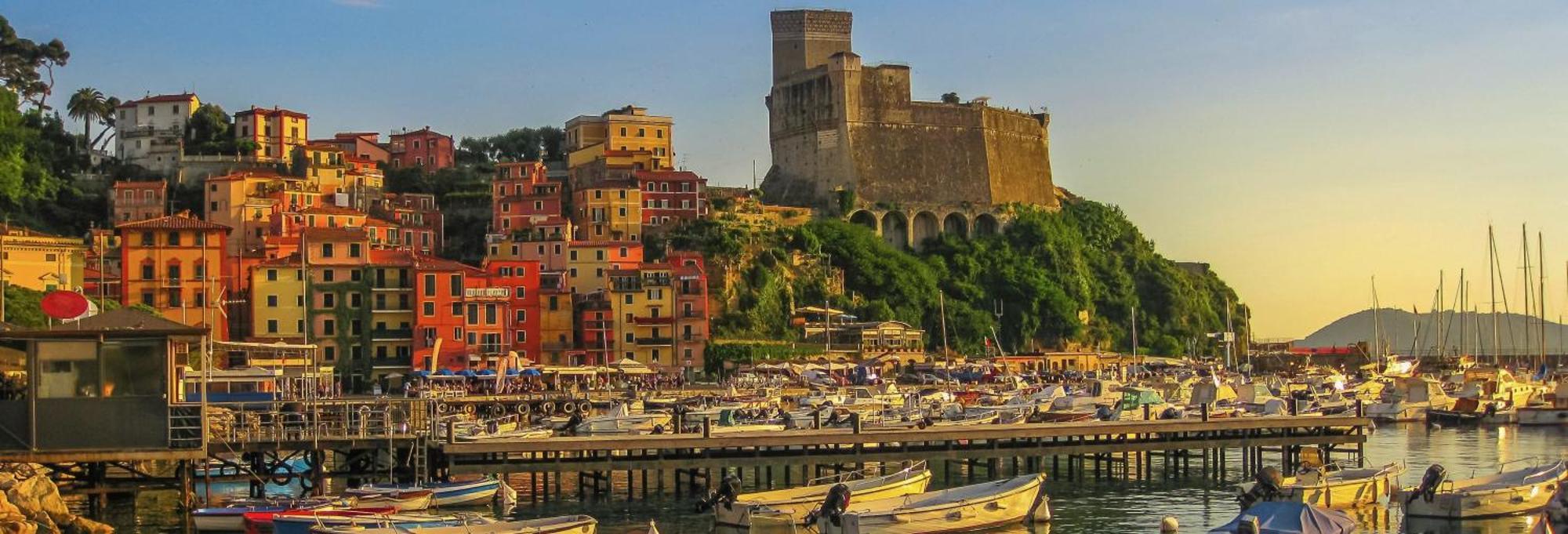 Appartamento Con Parcheggio Vicino Alla Stazione E Centro La Spezia Exterior foto