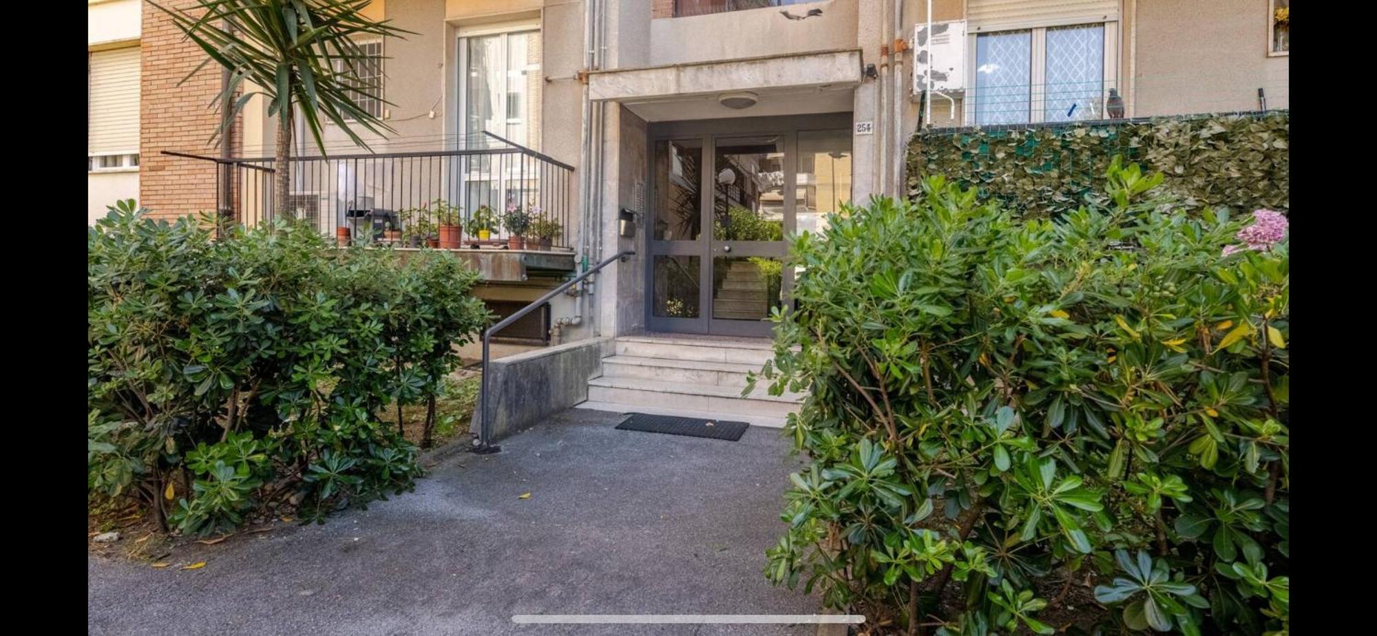 Appartamento Con Parcheggio Vicino Alla Stazione E Centro La Spezia Exterior foto